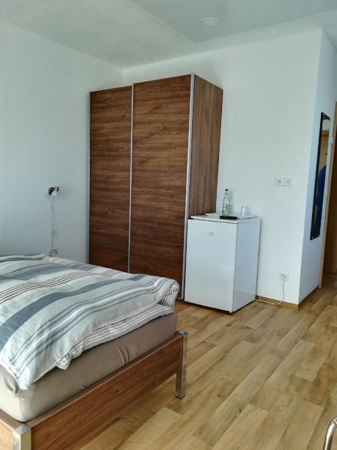 Jura Hotel Neurenberg Buitenkant foto