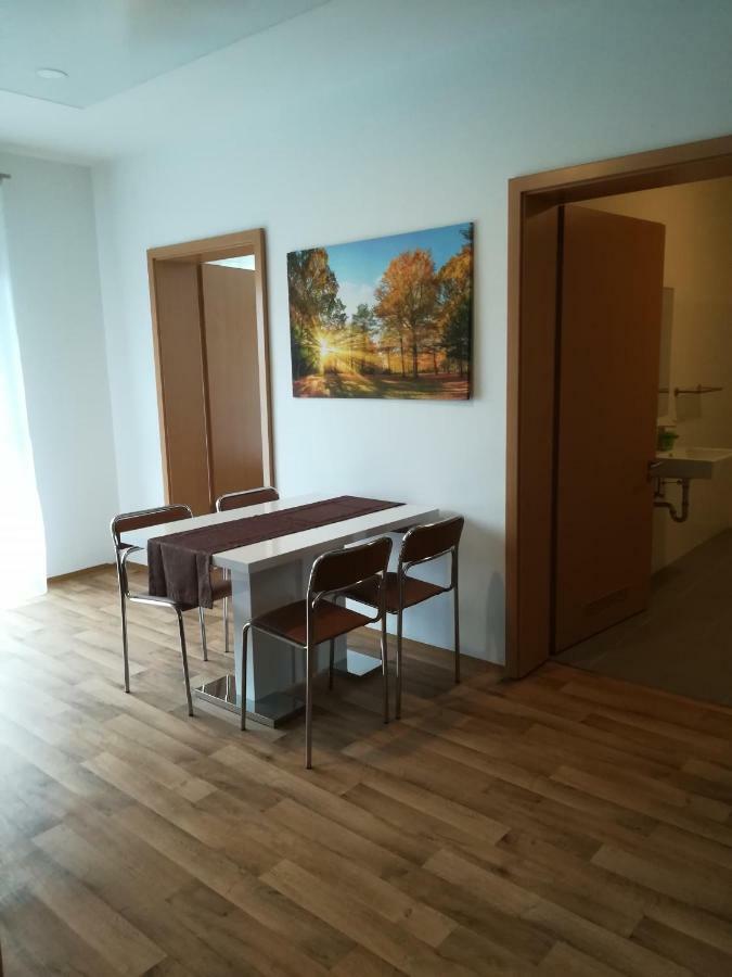 Jura Hotel Neurenberg Buitenkant foto